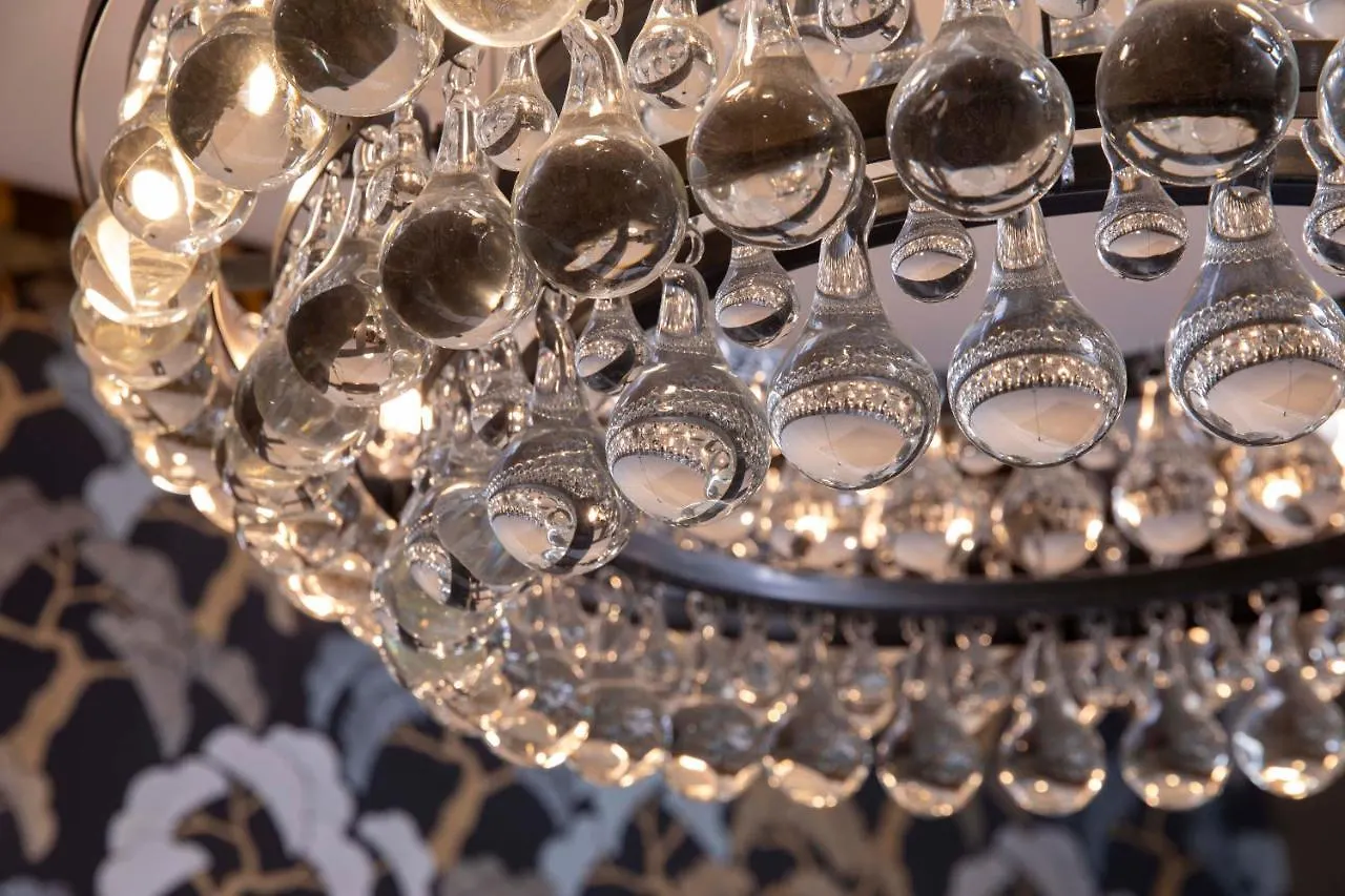 Daunou Opera Hotel 3*